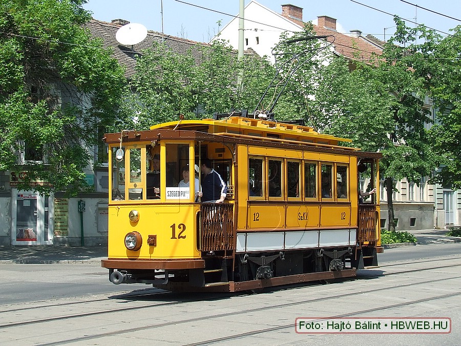 Budapest Pécs Vonatközlekedés 2019 április